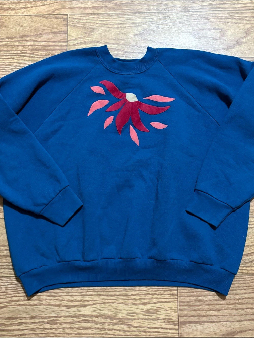 Vintage 1980s Fruit of the Loom Flower Embroidered Grannycore Sweatshirt 2X